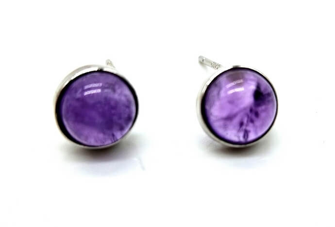 Boucles d’oreilles rondes en argent 925 et pierre polie Améthyste – Qualité extra & éclat naturel