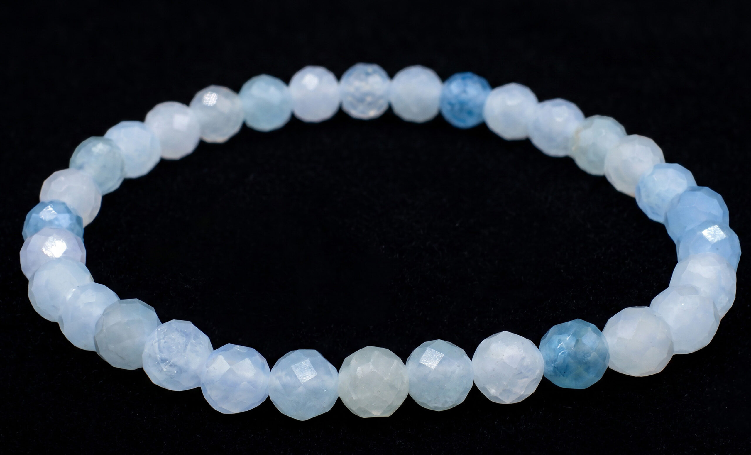 Bracelet Aigue Marine perles facettées